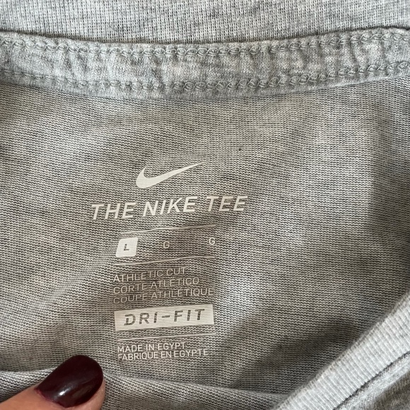 Nike soccer t-shirt - Picture 3 of 3